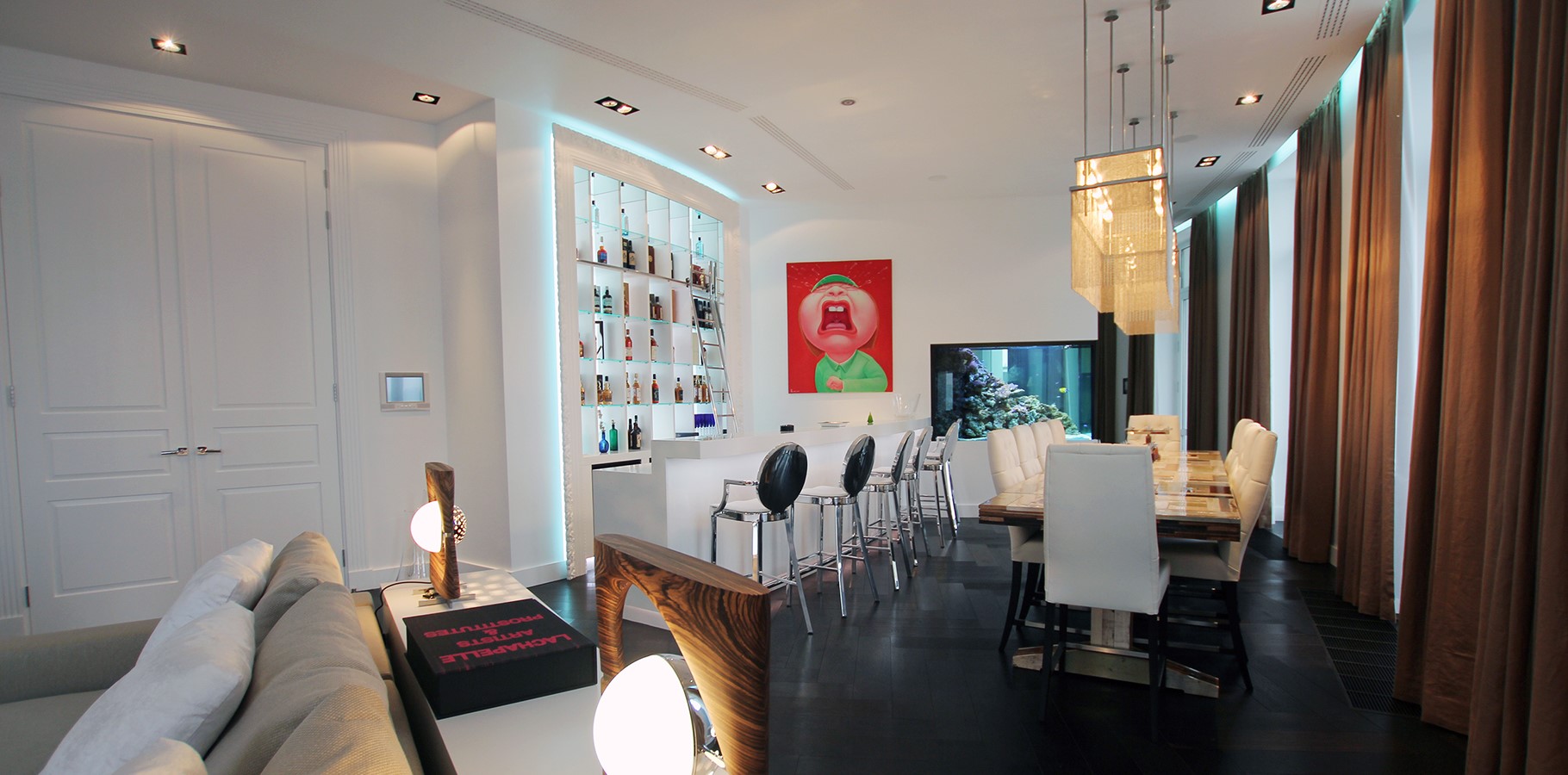 bar